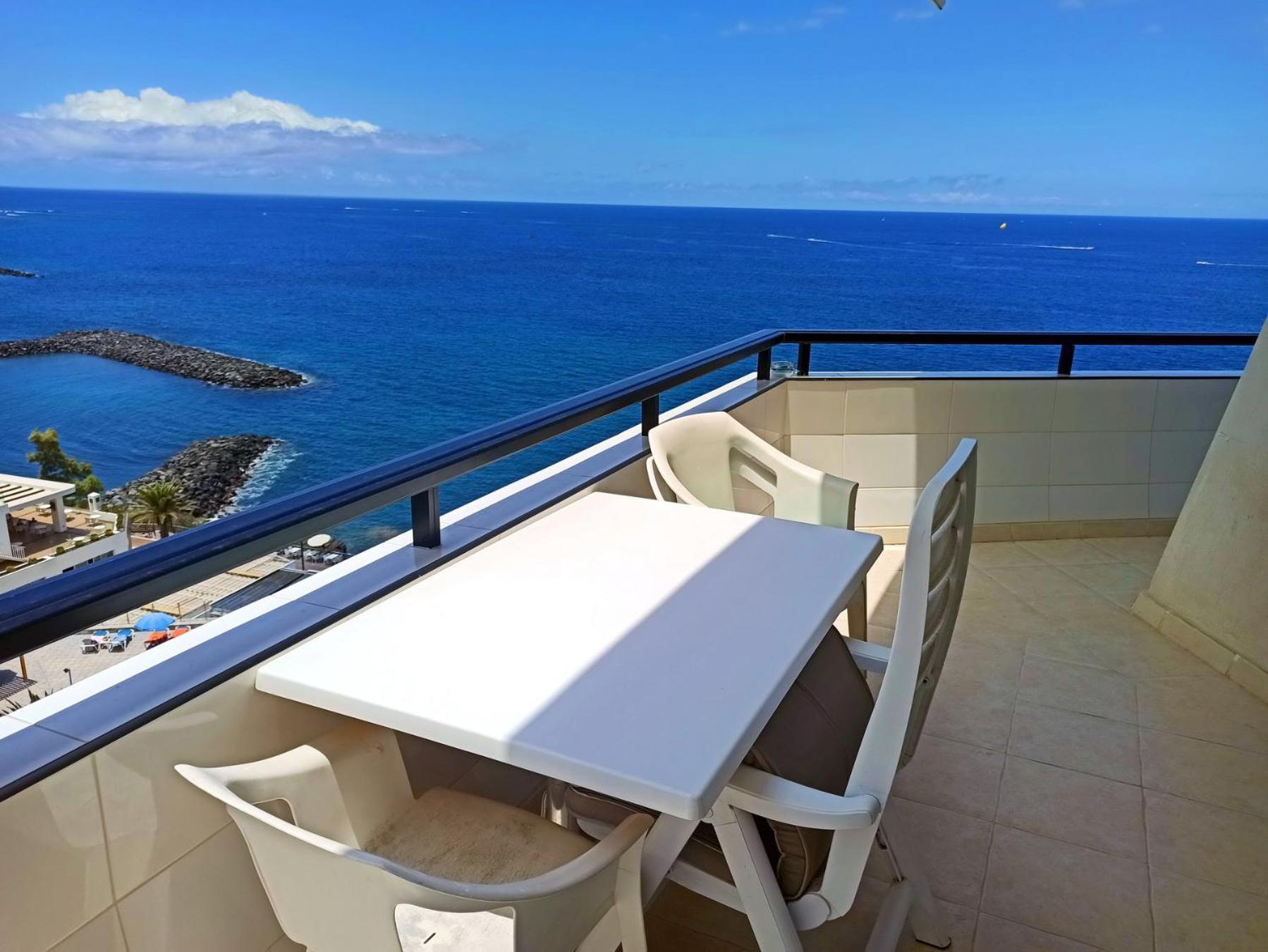 Cozy Apartment In The Center Of Costa Adeje On The 1St Coastline Экстерьер фото
